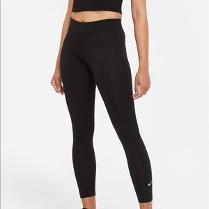 Nike Essentials mid rise leggings in black